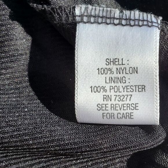 Paisley v-neck mesh layered blouse by Apt.9 / Women's Petite Small PS - Picture 6 of 8